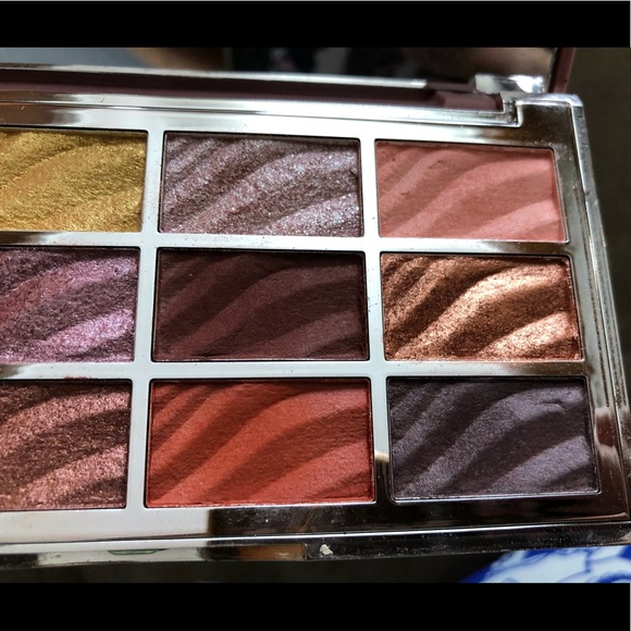 Ciate London The Velvet Palette Eyeshadow Palette Makeup EUC - Picture 4 of 7